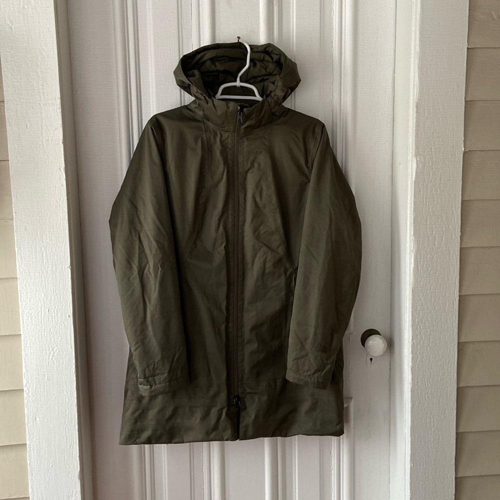 The North Face Women’s parka - size large.